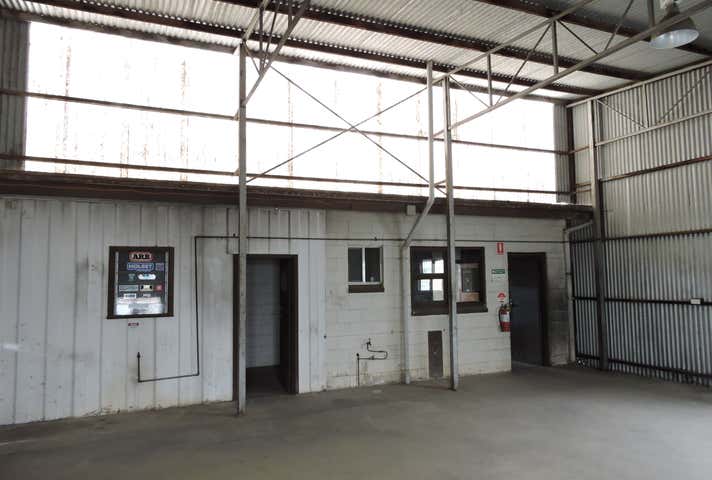 189 Adelaide Road Murray Bridge SA 5253 - Image 6