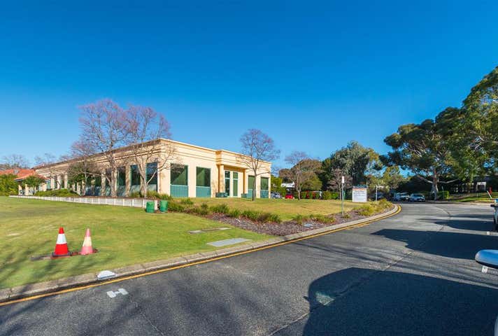 12 Brodie Hall Drive Bentley WA 6102 - Image 17