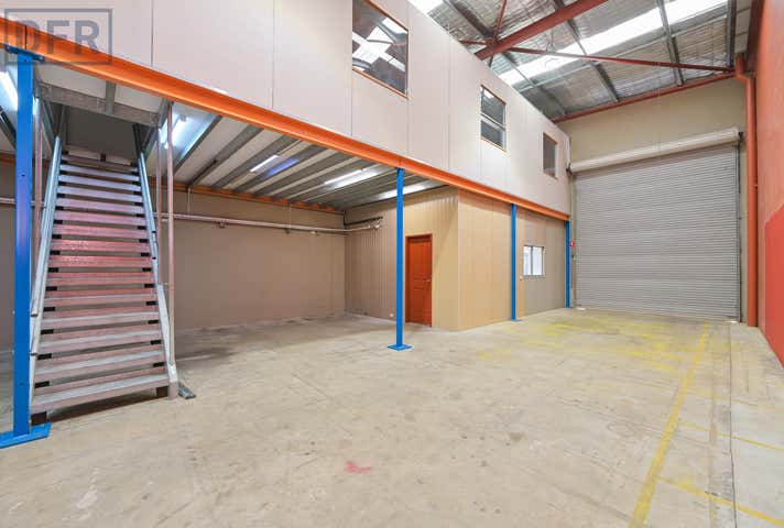 3/33 Hammond Road Cockburn Central WA 6164 - Image 17