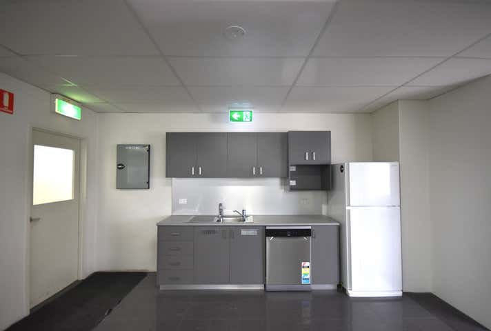 Level 1, 519 Nurigong Street South Albury NSW 2640 - Image 12