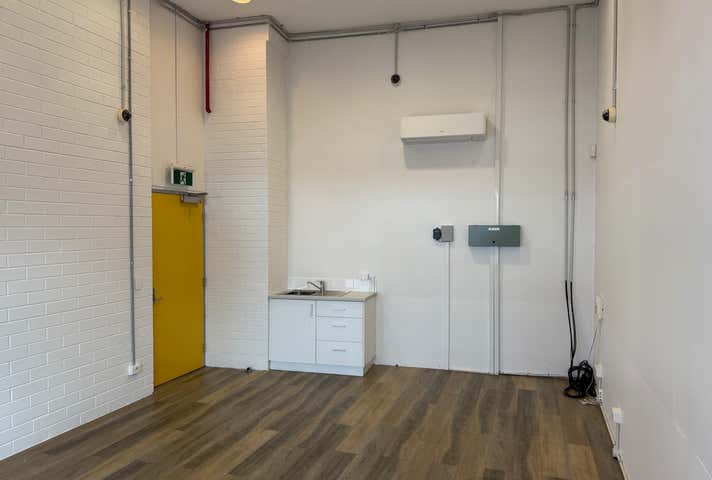 C7/231-245 Newcastle Street Northbridge WA 6003 - Image 3