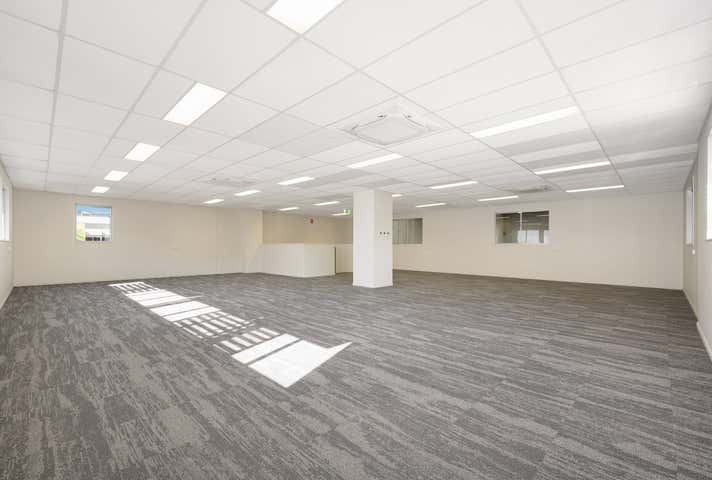 8/547 Woolcock Street Mount Louisa QLD 4814 - Image 5