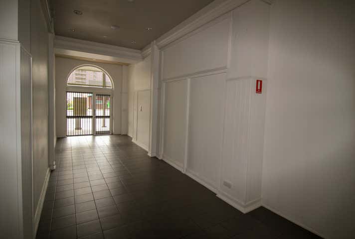 5C/22 Spence Street Cairns City QLD 4870 - Image 6