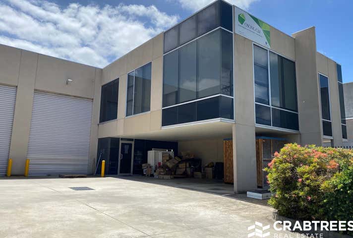 2/31 Fulton Street Oakleigh South VIC 3167 - Image 1