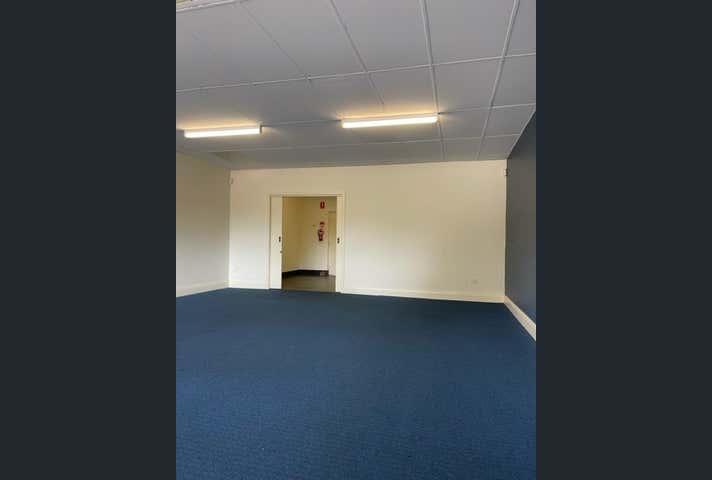 Unit 4, 21 Lindisfarne Road Huntfield Heights SA 5163 - Image 9