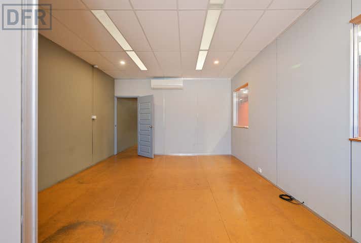 3/33 Hammond Road Cockburn Central WA 6164 - Image 14