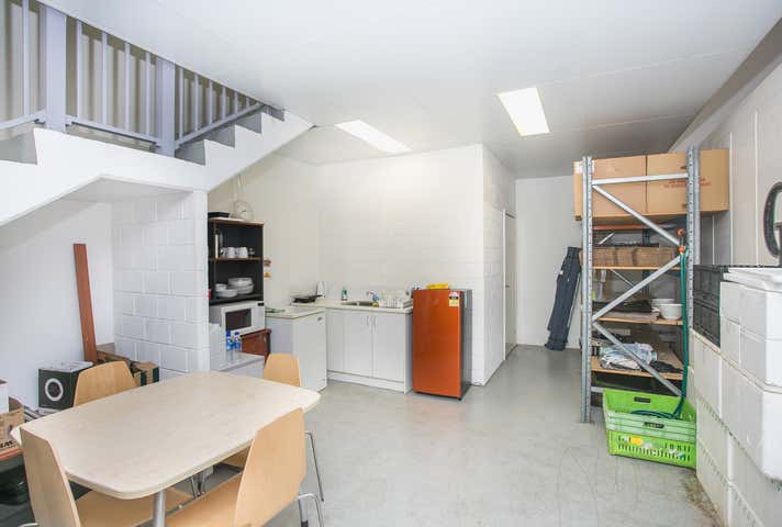 Unit 17 / 8 Hurley Street Canning Vale WA 6155 - Image 7