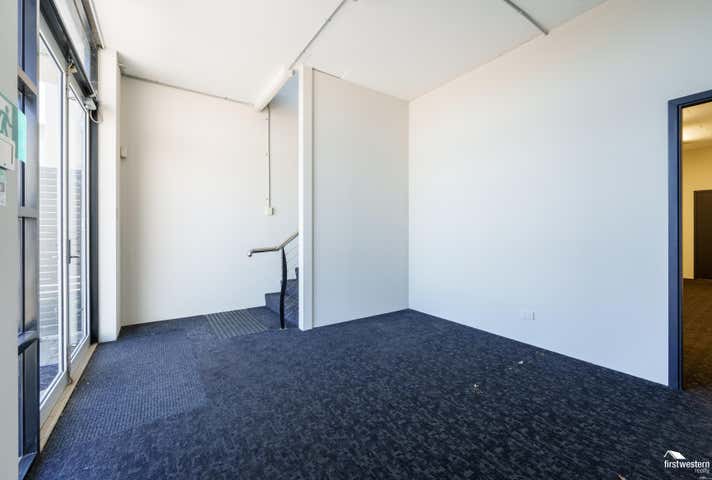 2/72 Berriman Drive Wangara WA 6065 - Image 2