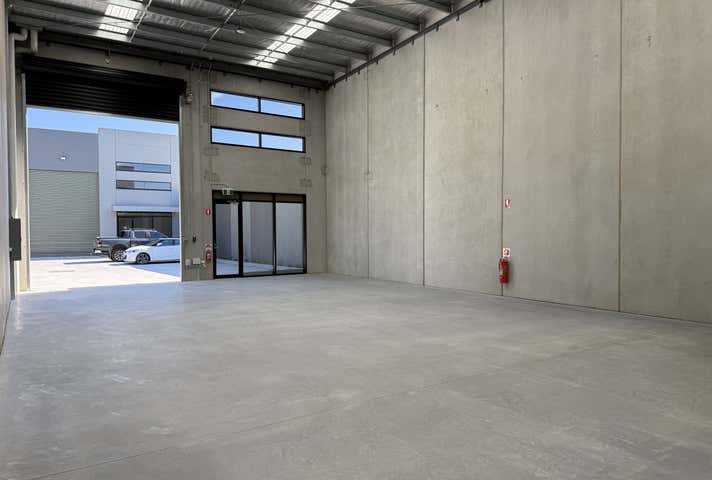 16 Arrow Court Pakenham VIC 3810 - Image 3