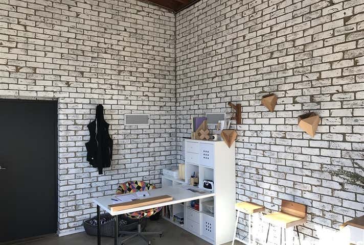 2/27 Concord Crescent Carrum Downs VIC 3201 - Image 2