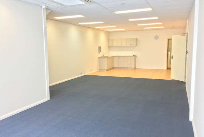 2/25 The Broadway Ellenbrook WA 6069 - Image 3