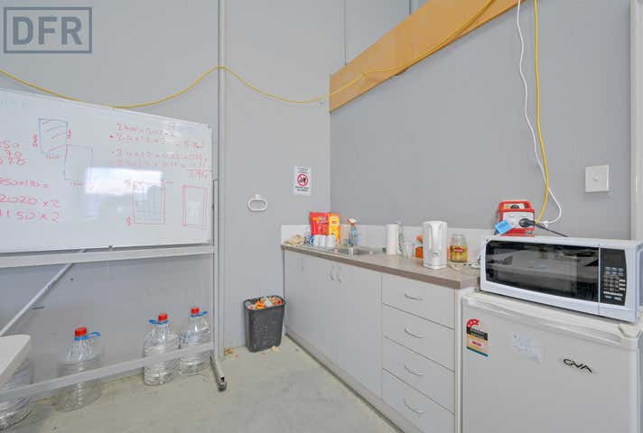 4/24 Hammond Road Cockburn Central WA 6164 - Image 6