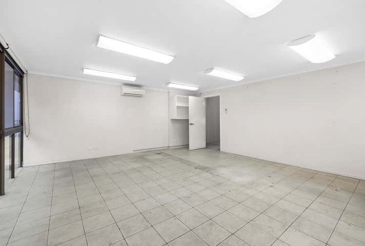 2/35 Neon Street Sumner QLD 4074 - Image 6