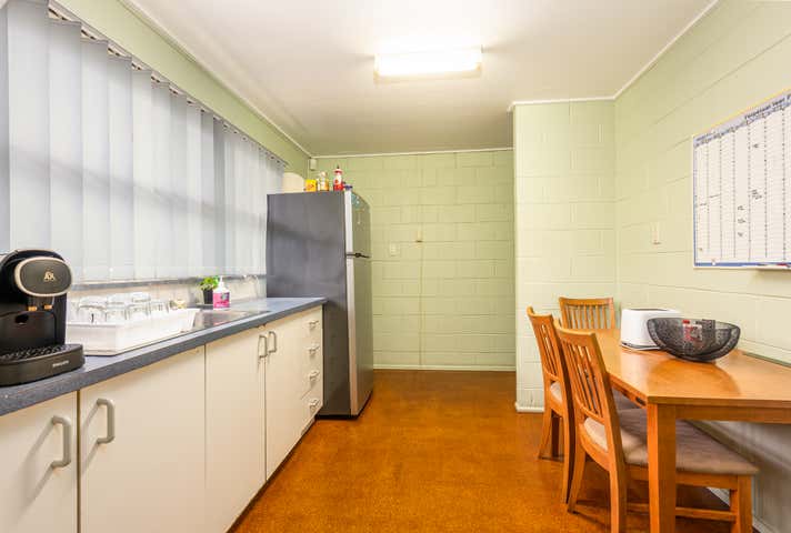 16 Ellenborough Street Ipswich QLD 4305 - Image 6