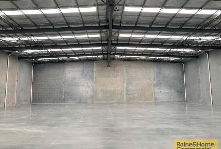 31 Barley Place Canning Vale WA 6155 - Image 5