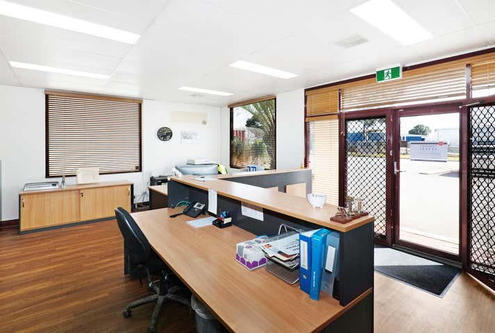 Unit 1 40 Canvale Road Canning Vale WA 6155 - Image 2