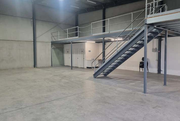 2/9 Sandringham Avenue Thornton NSW 2322 - Image 2