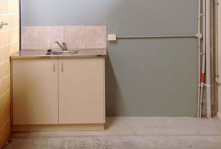 Unit 1, 3 Furniss Road Landsdale WA 6065 - Image 6
