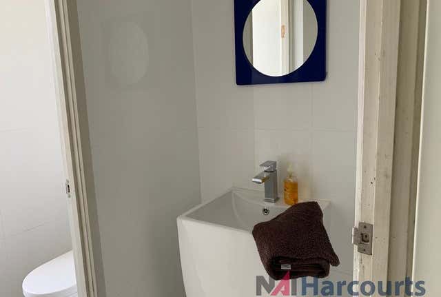 1/10 Lawrence Drive Nerang QLD 4211 - Image 14