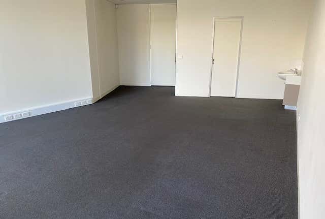 Unit 2, 307 Maroondah Highway Ringwood VIC 3134 - Image 5