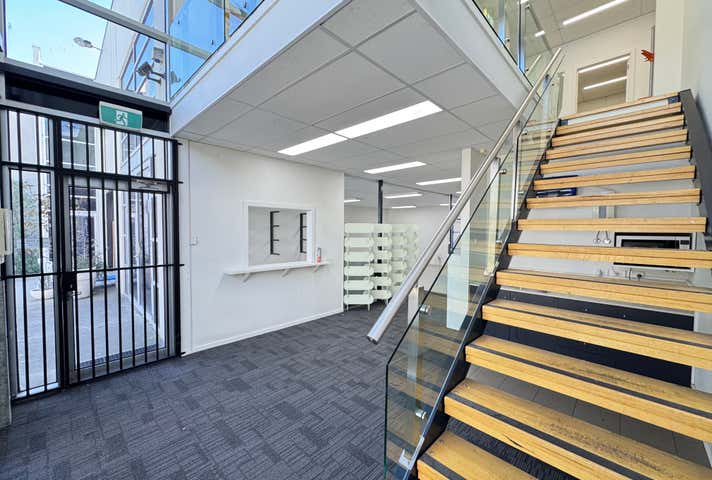 Unit 6, 9 Woolboard Road Port Melbourne VIC 3207 - Image 2