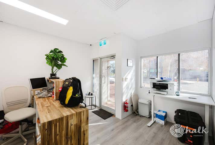 13 Mackinnon St Rockingham WA 6168 - Image 23