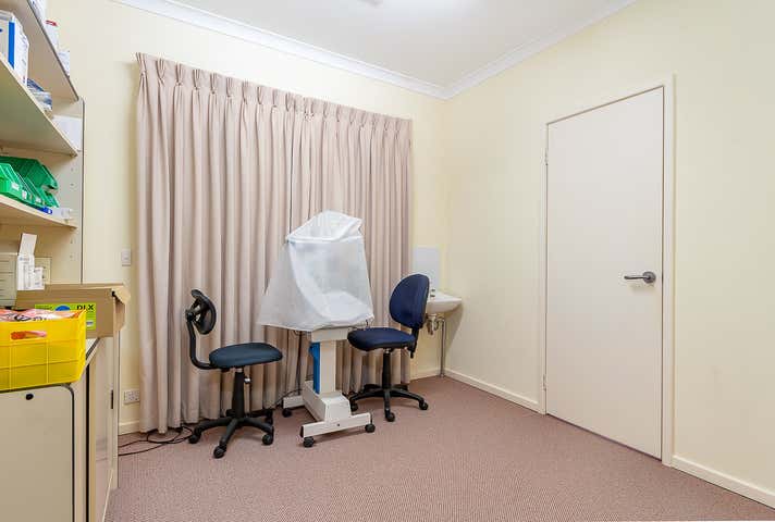 93 Warwick Road Duncraig WA 6023 - Image 17