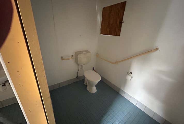 3/76 Elizabeth Street Urangan QLD 4655 - Image 5