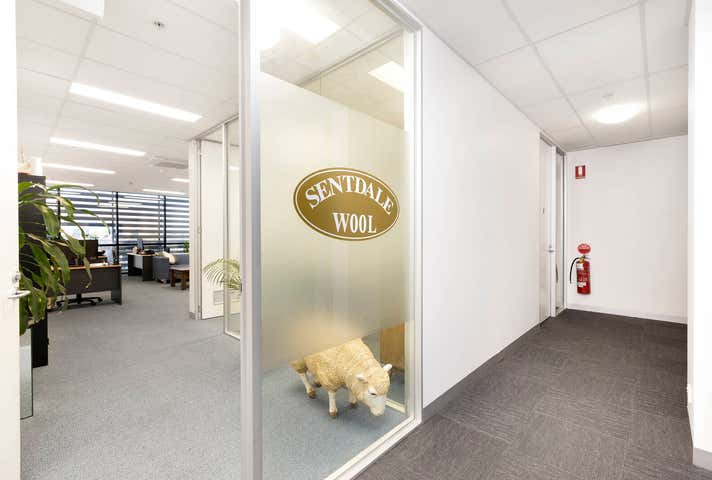 19/204 Dryburgh Street North Melbourne VIC 3051 - Image 2