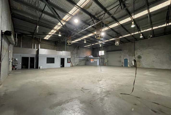 Unit 4, 30 Paramount Drive Wangara WA 6065 - Image 10