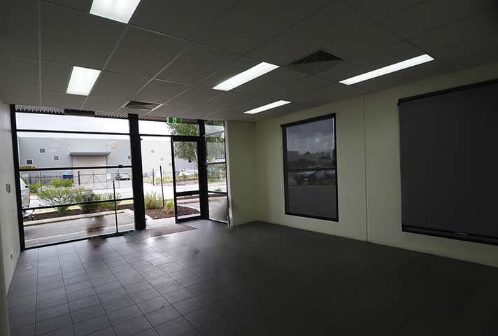 2/73 Prestige Parade Wangara WA 6065 - Image 4
