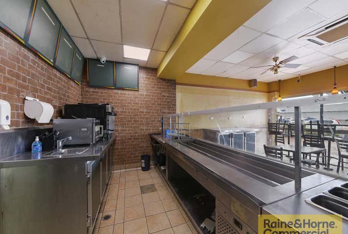 6/1 Patricks Road Arana Hills QLD 4054 - Image 10