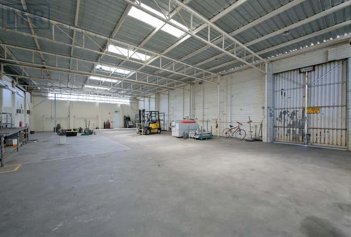 436 Carrington Street Hamilton Hill WA 6163 - Image 11