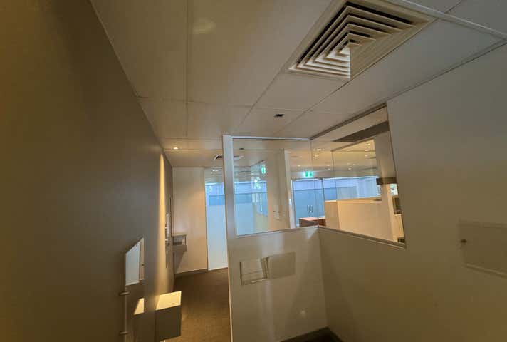 245 Albert Street Brisbane City QLD 4000 - Image 10