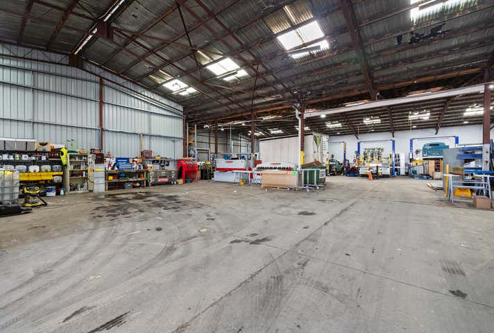 354 - 356 Dowling Street Wendouree VIC 3355 - Image 17