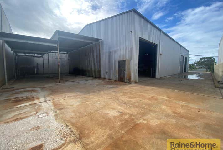 357 MacDonnell Road Clontarf QLD 4019 - Image 3