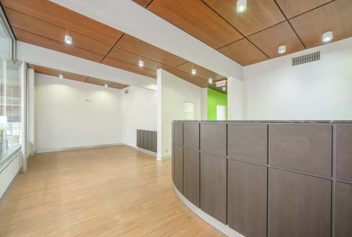 48 Goondoon Street Gladstone Central QLD 4680 - Image 5