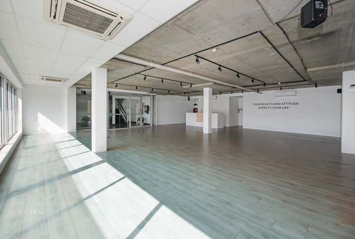 19 Creek Street Redcliffe QLD 4020 - Image 3