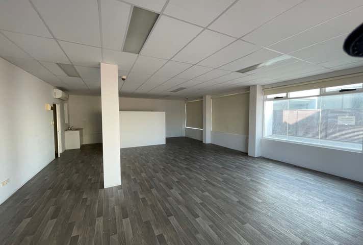 Unit 2, Unit 2, 253 Ocean Keys Boulevard Clarkson WA 6030 - Image 6