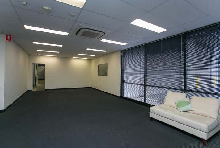 Unit 1, 4 Mallaig Way Canning Vale WA 6155 - Image 12