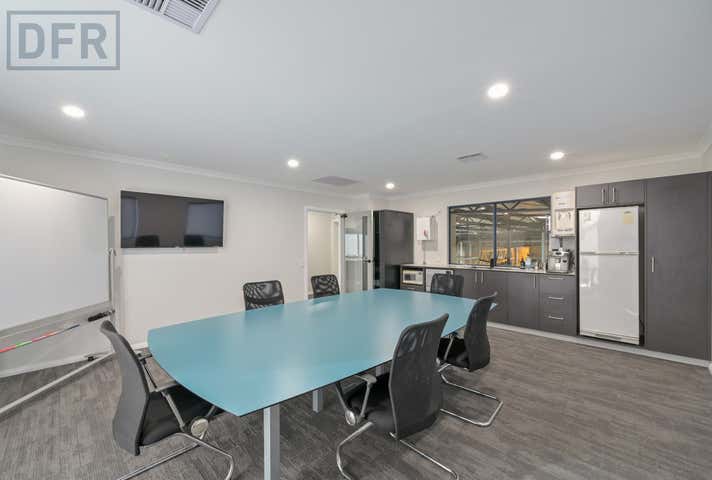 33 Morgan Street Rockingham WA 6168 - Image 26