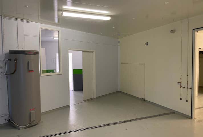 1/15 Lathams Road Carrum Downs VIC 3201 - Image 12