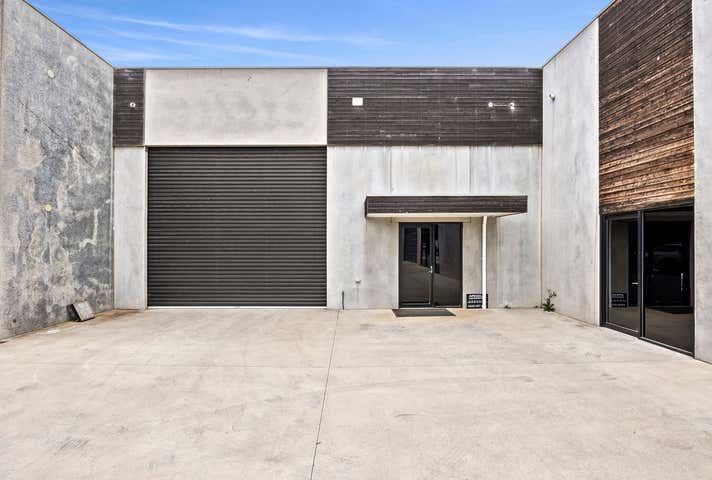 3/5 Haystacks Drive Torquay VIC 3228 - Image 1