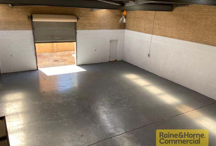 4 / 235 Balcatta Road Balcatta WA 6021 - Image 4