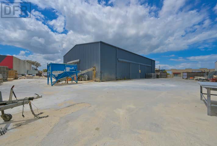 15 Helmshore Way Port Kennedy WA 6172 - Image 10