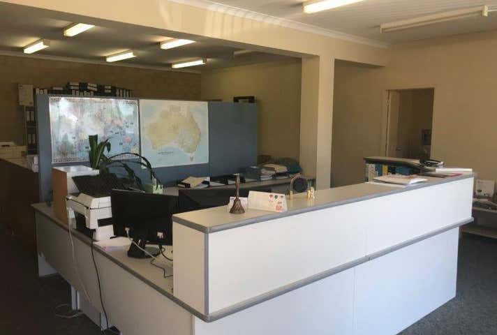 2/30 Buckingham Dr Wangara WA 6065 - Image 9