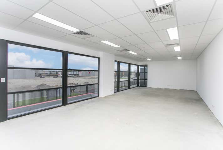 16 Brewer Road Canning Vale WA 6155 - Image 24