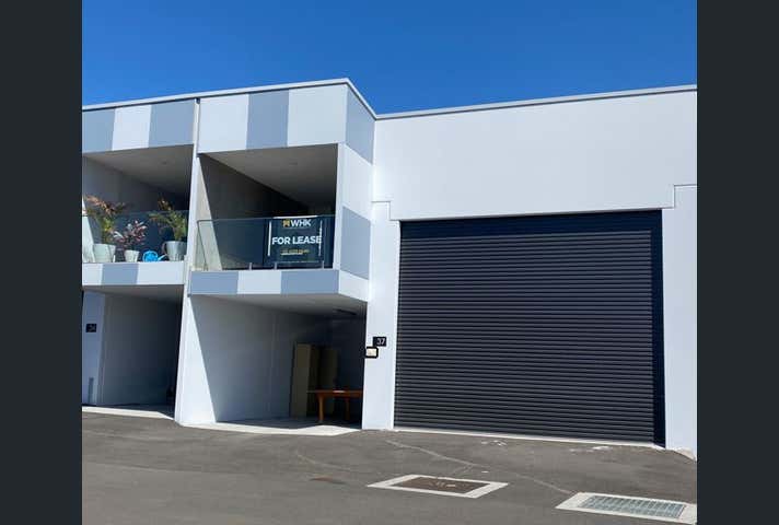 37/5-11 Waynote Place Unanderra NSW 2526 - Image 1