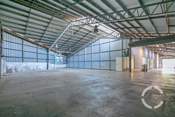 67 Maynard Street Woolloongabba QLD 4102 - Image 2