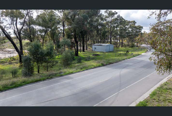 30 Rowena Street East Bendigo VIC 3550 - Image 4